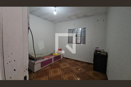 Quarto 2 de casa para alugar com 2 quartos, 70m² em Jardim Hercilia, São Paulo