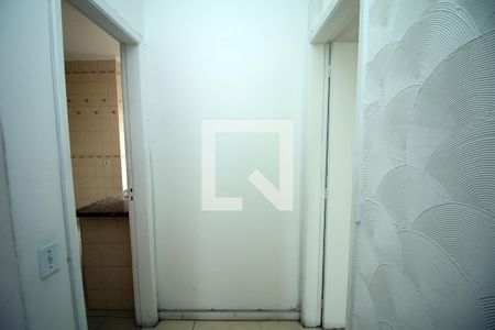 Sala - Corredor de apartamento para alugar com 1 quarto, 44m² em Penha Circular, Rio de Janeiro