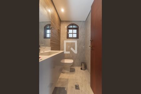 Lavabo de casa para alugar com 3 quartos, 180m² em Vila Gumercindo, São Paulo