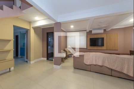 Sala de casa para alugar com 3 quartos, 180m² em Vila Gumercindo, São Paulo