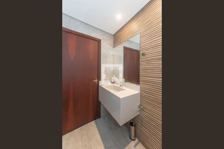 Lavabo de casa para alugar com 3 quartos, 180m² em Vila Gumercindo, São Paulo