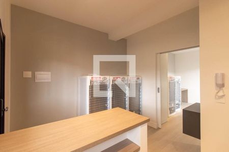 Sala/Cozinha de apartamento para alugar com 1 quarto, 33m² em Portão, Curitiba