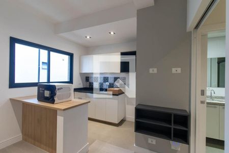 Sala/Cozinha de apartamento para alugar com 1 quarto, 33m² em Portão, Curitiba