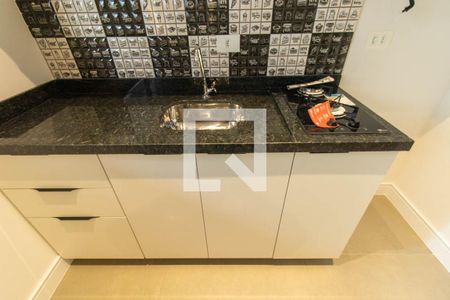 Sala/Cozinha de apartamento para alugar com 1 quarto, 33m² em Portão, Curitiba