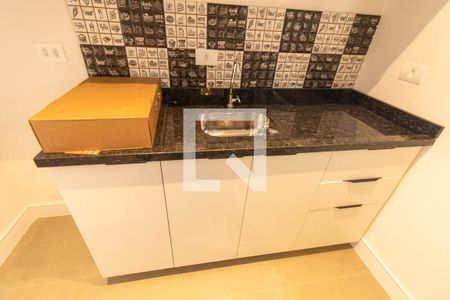 Sala/Cozinha de apartamento para alugar com 1 quarto, 33m² em Portão, Curitiba