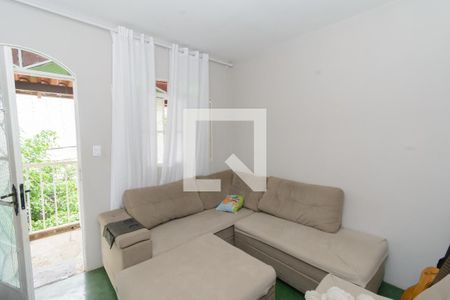 Sala de casa à venda com 5 quartos, 360m² em Diamante, Belo Horizonte