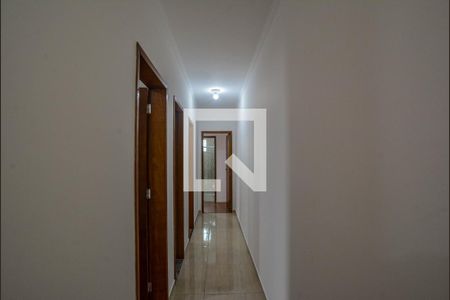 Corredor de apartamento para alugar com 3 quartos, 78m² em Vila América, Santo André