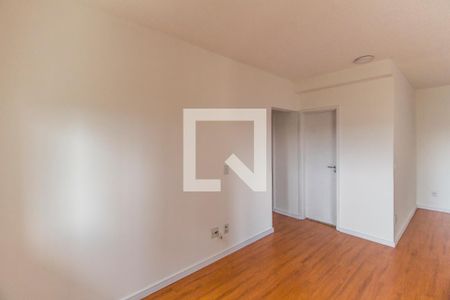 Sala de TV de apartamento para alugar com 2 quartos, 89m² em Jardim Tupanci, Barueri