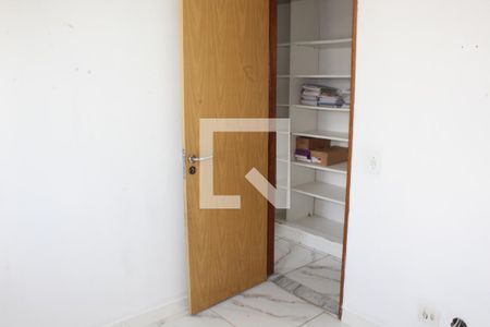 Quarto 1 de apartamento para alugar com 2 quartos, 47m² em Bairro Jardim Nossa Senhora das Graças, Cotia