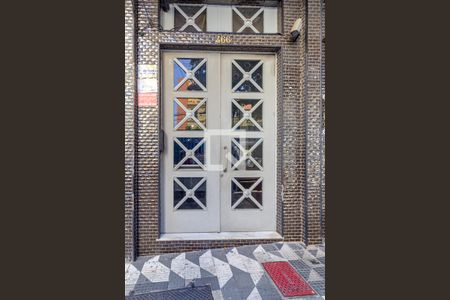 Apartamento à venda com 79m², 2 quartos e sem vaga Apartamento à venda com 79m², 2 quartos e sem vagaFachada