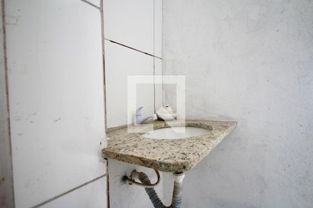 Banheiro de kitnet/studio para alugar com 0 quarto, 50m² em Nazaré, Salvador