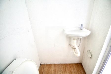 Banheiro de kitnet/studio para alugar com 0 quarto, 50m² em Nazaré, Salvador