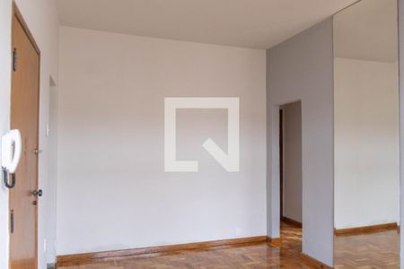 Sala de apartamento para alugar com 3 quartos, 90m² em Carlos Prates, Belo Horizonte