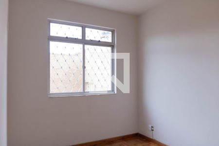 Quarto 1 de apartamento para alugar com 3 quartos, 90m² em Carlos Prates, Belo Horizonte