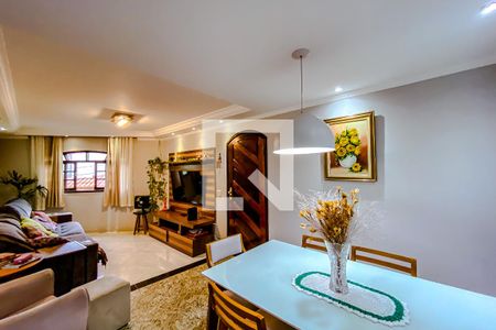 Sala de casa à venda com 3 quartos, 260m² em Água Rasa, São Paulo