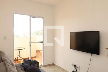 Sala de apartamento para alugar com 2 quartos, 70m² em Vila Jacuí, São Paulo