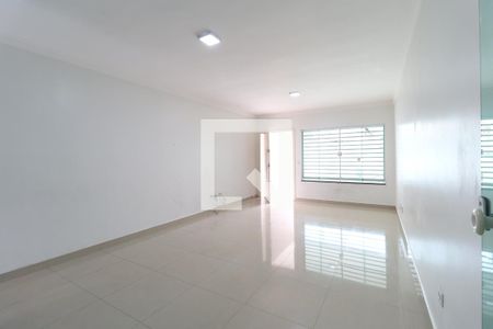 Sala de casa para alugar com 3 quartos, 125m² em Vila Nova Mazzei, São Paulo