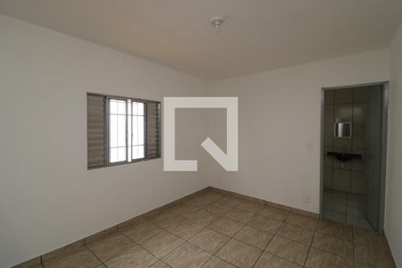 Suíte de casa para alugar com 3 quartos, 120m² em Vila Antonieta, São Paulo