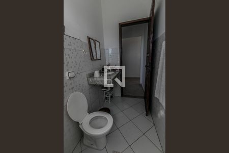 Casa de condomínio para alugar com 500m², 2 quartos e 1 vaga Casa de condomínio para alugar com 500m², 2 quartos e 1 vagaBanheiro 2