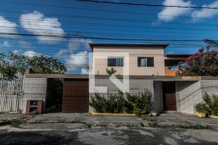 Casa de condomínio para alugar com 500m², 2 quartos e 1 vaga Casa de condomínio para alugar com 500m², 2 quartos e 1 vagaFachada