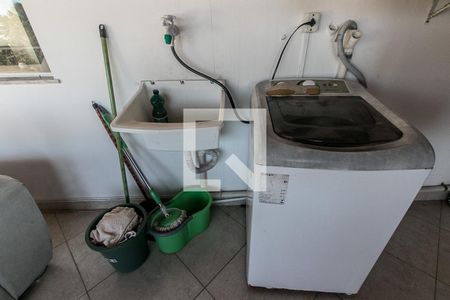 Casa de condomínio para alugar com 500m², 2 quartos e 1 vaga Casa de condomínio para alugar com 500m², 2 quartos e 1 vagaVaranda / Área de Serviço