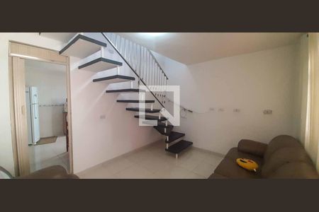 Sala de casa à venda com 7 quartos, 200m² em Jardim Roberto, Osasco