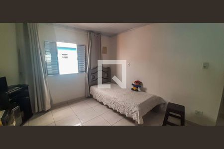 Quarto 1 de casa à venda com 7 quartos, 200m² em Jardim Roberto, Osasco