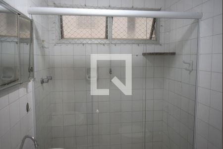 Banheiro social de apartamento à venda com 2 quartos, 80m² em Sumarezinho, São Paulo