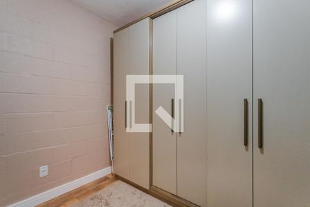 Quarto 2 de apartamento à venda com 2 quartos, 43m² em Mário Quintana, Porto Alegre