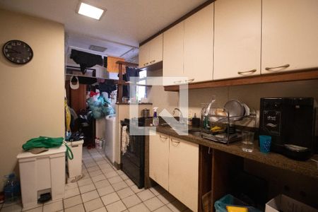 Apartamento à venda com 140m², 3 quartos e 2 vagas Apartamento à venda com 140m², 3 quartos e 2 vagasCozinha