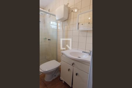 Banheiro de apartamento para alugar com 1 quarto, 28m² em Ipiranga, São José