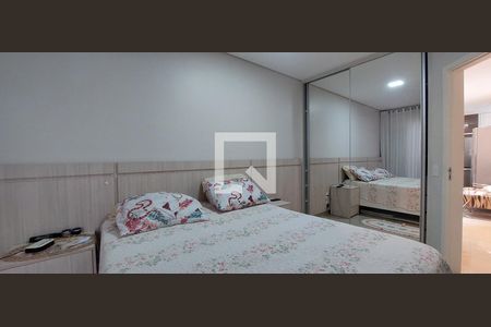 Quarto 1 suíte de apartamento à venda com 2 quartos, 135m² em Vila Curuçá, Santo André