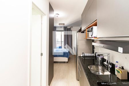 Cozinha de kitnet/studio à venda com 1 quarto, 27m² em Campo Belo, São Paulo