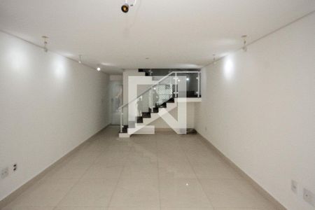 Sala de casa para alugar com 3 quartos, 185m² em Vila Ema, São Paulo