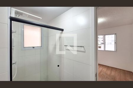 Banheiro de apartamento à venda com 1 quarto, 27m² em Barra Funda, São Paulo