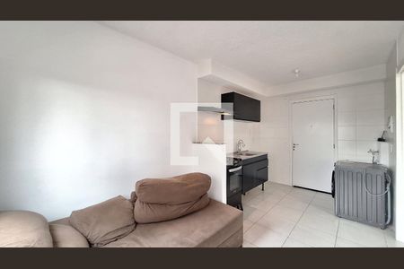 Sala/Cozinha/área de serviço  de apartamento para alugar com 1 quarto, 27m² em Barra Funda, São Paulo