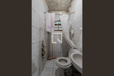 Casa à venda com 72m², 2 quartos e 1 vaga Casa à venda com 72m², 2 quartos e 1 vagaBanheiro