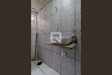 Casa à venda com 72m², 2 quartos e 1 vaga Casa à venda com 72m², 2 quartos e 1 vagaBanheiro Suíte