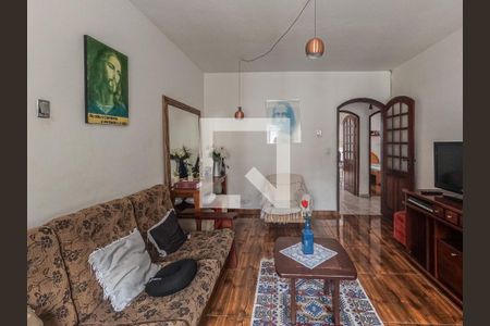 Sala de casa à venda com 4 quartos, 200m² em Jardim Peri, São Paulo