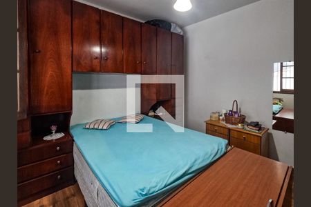 Suíte de casa à venda com 4 quartos, 200m² em Jardim Peri, São Paulo