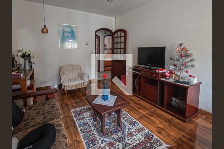 Sala de casa à venda com 4 quartos, 200m² em Jardim Peri, São Paulo