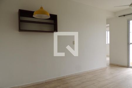 Sala de apartamento para alugar com 2 quartos, 50m² em Jacarepaguá, Rio de Janeiro