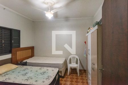 Quarto 1 de casa à venda com 4 quartos, 250m² em Vila Lemos, Campinas