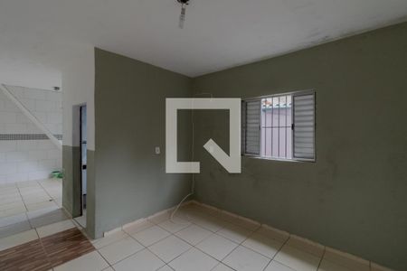 Sala/Quarto de casa para alugar com 1 quarto, 40m² em Itaquera, São Paulo