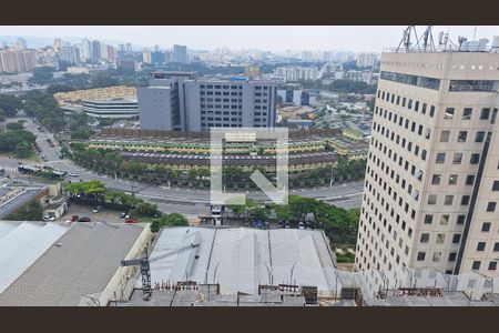 Vista de apartamento à venda com 2 quartos, 42m² em Lapa, São Paulo