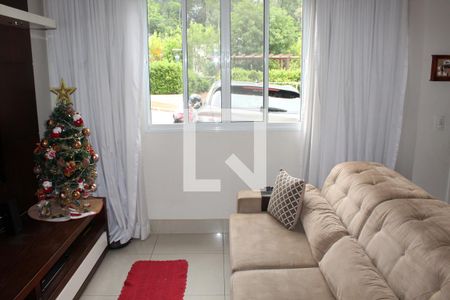 Sala de casa de condomínio para alugar com 3 quartos, 97m² em Paisagem Renoir, Cotia