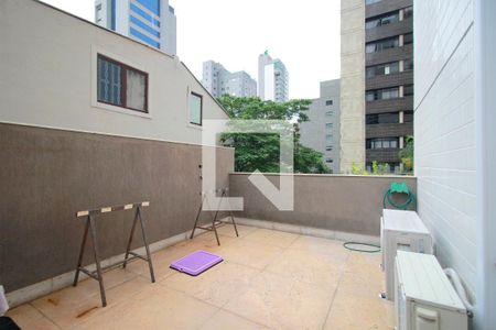 Sacada de apartamento para alugar com 3 quartos, 120m² em Santo Agostinho, Belo Horizonte