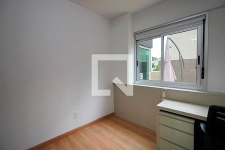 Quarto 01 de apartamento para alugar com 3 quartos, 120m² em Santo Agostinho, Belo Horizonte