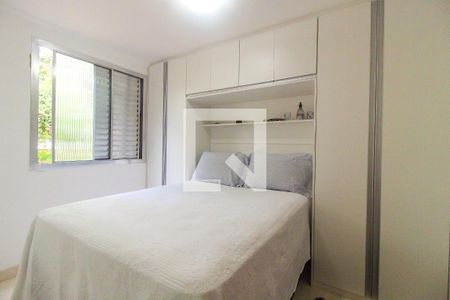 Quarto 2 de apartamento para alugar com 2 quartos, 40m² em Conjunto Residencial José Bonifácio, São Paulo