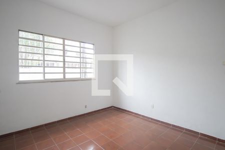 Quarto 1 de casa para alugar com 3 quartos, 120m² em Galo Branco, São Gonçalo